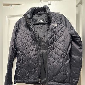 The North Face women’s packable puffed size S